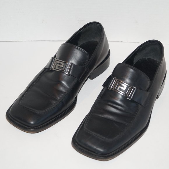 shoe size 9 is equal to 42